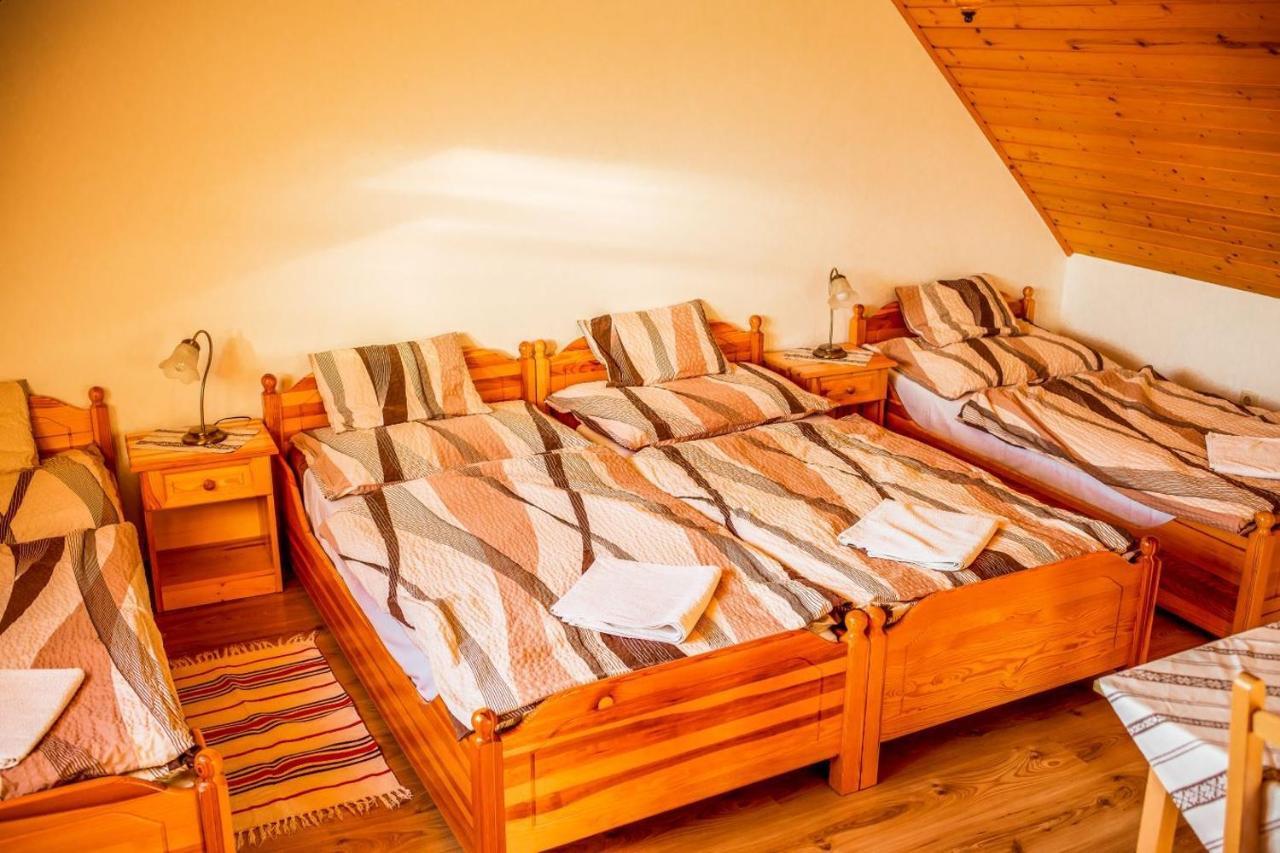 Nosztalgia Vendeghaz Hotel Zalaegerszeg Ngoại thất bức ảnh