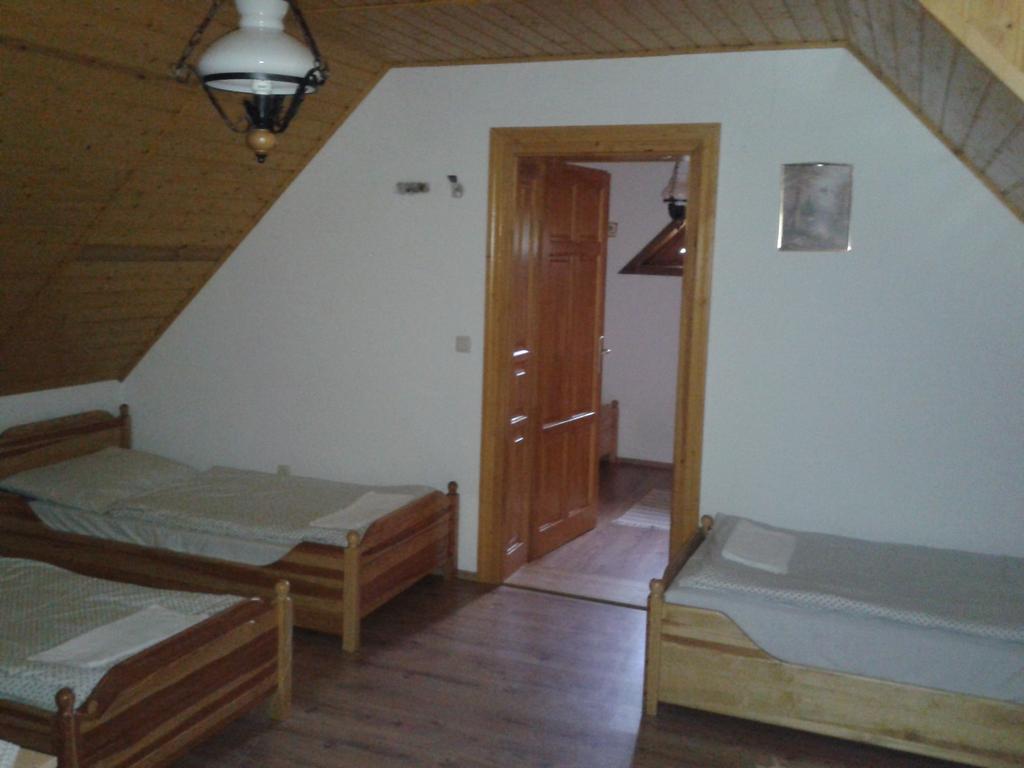 Nosztalgia Vendeghaz Hotel Zalaegerszeg Phòng bức ảnh